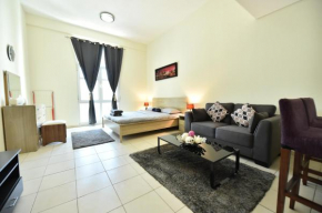 Luxury Escapes - Spacious Fully Furnished Studio Apt - Next to Metro, 5 Mins from Mall - MED46